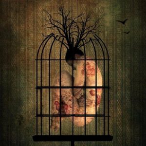 ЭНЕРГЕТИЧЕСКИЕ БЛОКИ Наши уроки жизни записаны в нас в виде энергетических блоков. Блоки - это те мысли, убеждения, страхи, которые создают в нашей жизни проблемы, повторяющиеся ситуации и болезни, это то, что мешает нам действовать эффективно в этом мире. Блоки - это то, чего мы не знаем об этом мире, что должны понять и чему должны научиться. Мы получаем блоки от наших родителей генетически в виде страхов и болезней. Кроме того, мы сами формируем блоки, еще в детстве, попадая в те или иные ситуации, чтобы потом всю оставшуюся жизнь проходить уроки, которые сами себе задали. Так или иначе, это наша карма, с которой мы должны работать в этой жизни. Например, если вы все время встречаетесь с ситуацией, где вас обманывают, этот обман существует в вас самих, и вам необходимо увидеть его и научиться доверять себе и людям. Попадая в одну и ту же ситуацию множество раз, мы учимся.Мы сами, перед тем как родиться, выбираем свой пол, семью, класс, место, страну, время. Я не говорю уже о том, что мы приносим с собой из других жизней. Все это формирует неповторимый рисунок наших блоков, с которыми мы имеем дело всю оставшуюся жизнь, стараясь разрешить поставленные перед собой задачи.