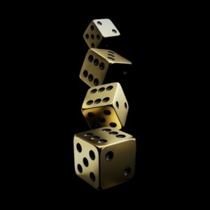 ШАМАНСКОЕ ГАДАНИЕ НА ИГРАЛЬНЫХ КОСТЯХ - "ШОО" Гадание на костях относится к древнейшим формам гадания гадания. Ответы шаману приходят через кубики с нанесенными на них рисунками из точек. Их называют Зары, Шоо или кости. Гадание на игральных костях для предсказания будущего старо, как сам мир. Этим видом гадания увлекались ещё древние египтяне, греки, римляне, и даже говорят что японцы. Гадальные кости знали африканские племена, майя, китайцы и эскимосы. Среди монгольских и сибирских шаманов это гадание распространено и в наши дни.