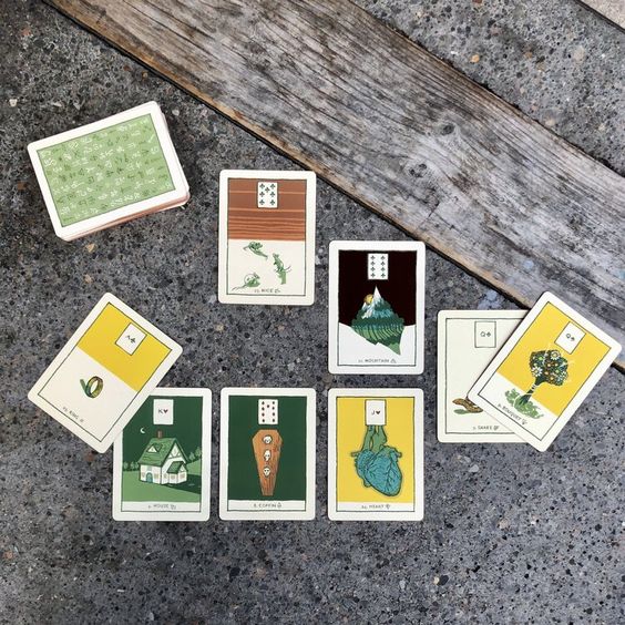 GREEN GLYPHS LENORMAND