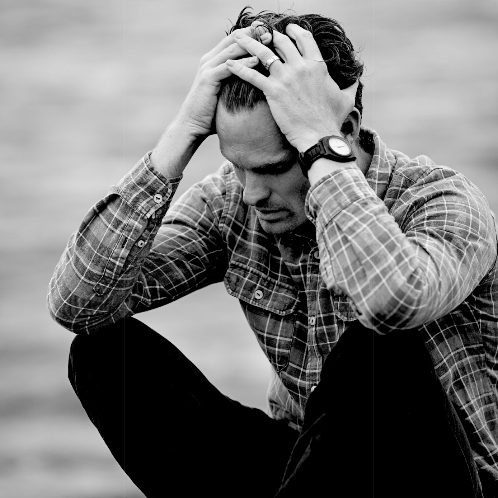 ГУБИТЕЛЬНЫЕ ОШИБКИ ПРИ СТРЕССЕ Стресс (от англ. stress – давление, напряжение) – физиологическая реакция организма на внешнее воздействие, необходимая для адаптации к изменившимся условиям жизни.
