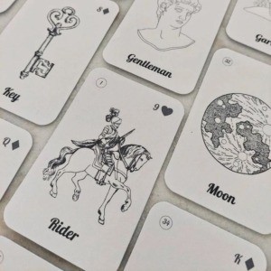 РАСКЛАД НА КАРТАХ ЛЕНОРМАН "КРЕДИТ" Расклад «Кредит» 1) Стоит ли сейчас брать кредит?
2) Совет спрашивающему по поводу кредита.
3) Препятствия, трудности, преграды, которые могут возникнуть в процессе оформления кредита.
4) Предполагаемый итог, связанный с решением банка. 1) Стоит ли сейчас брать кредит? 2) Совет спрашивающему по поводу кредита. 3) Препятствия, трудности, преграды, которые могут возникнуть в процессе оформления кредита. 4) Предполагаемый итог, связанный с решением банка.